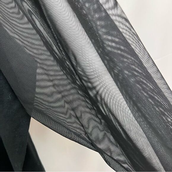 Torrid Black Long Sleeve Mesh One shoulder Foxy knit top Brand New! - Picture 9 of 15